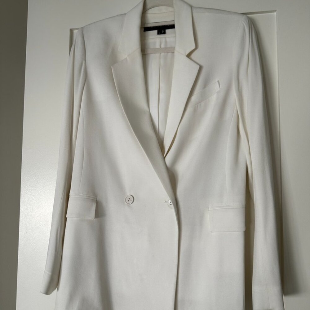 Theysken's Theory white Oversized Boxy Blazer